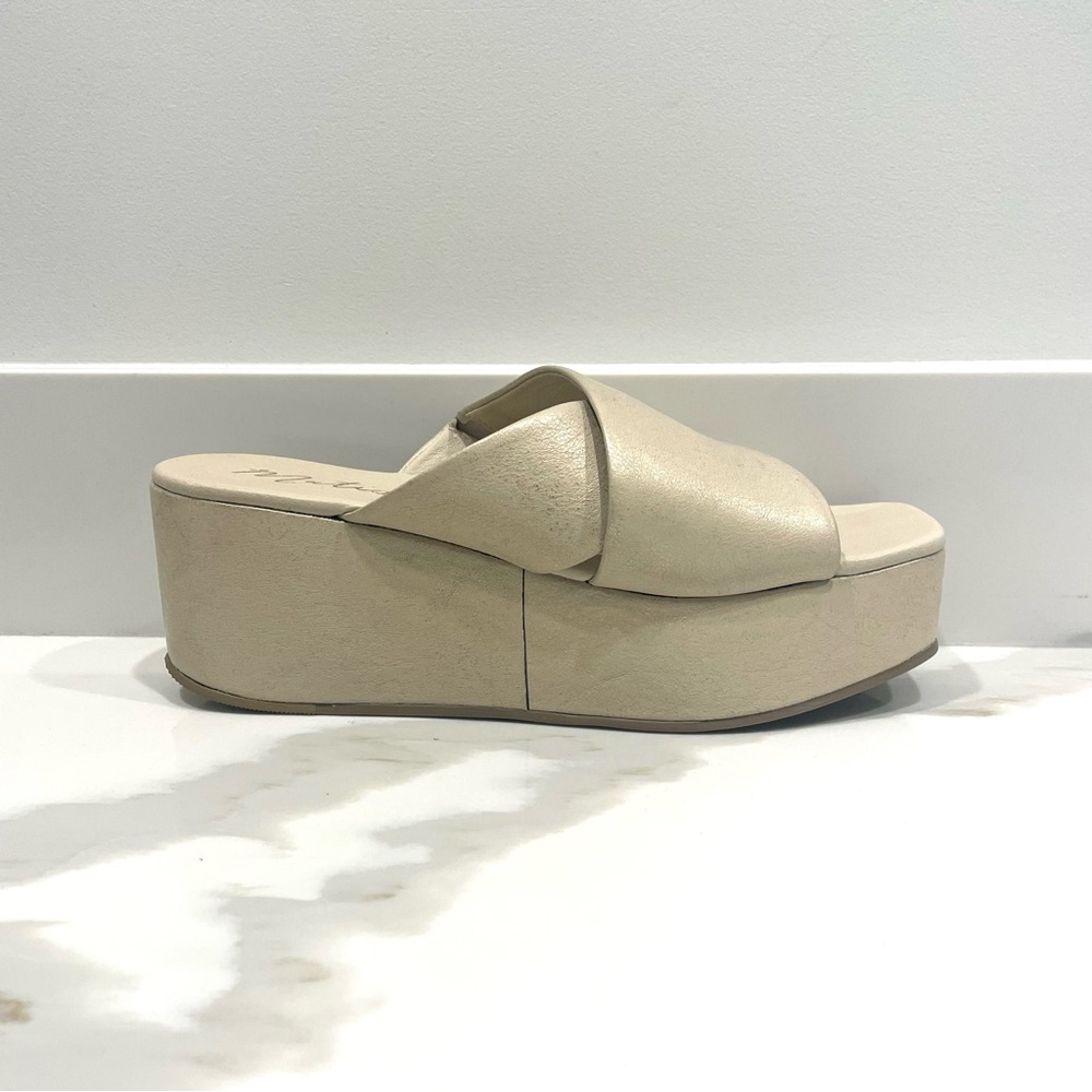 NEW Matisse Holden Criss Cross Leather Platform Sandals (size 9)